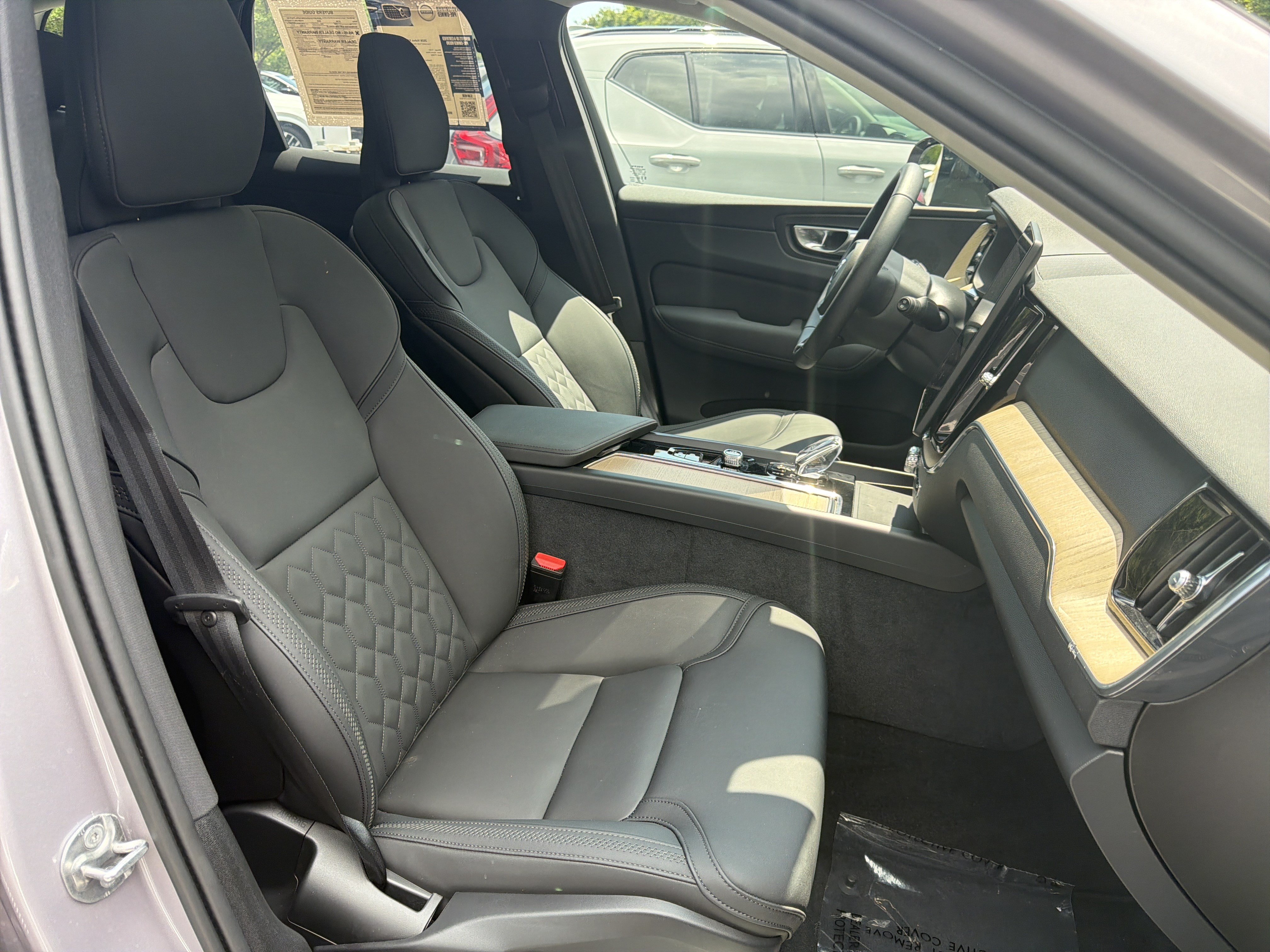 Certified 2026 Volvo XC60 B5 Plus AWD/4WD image 35
