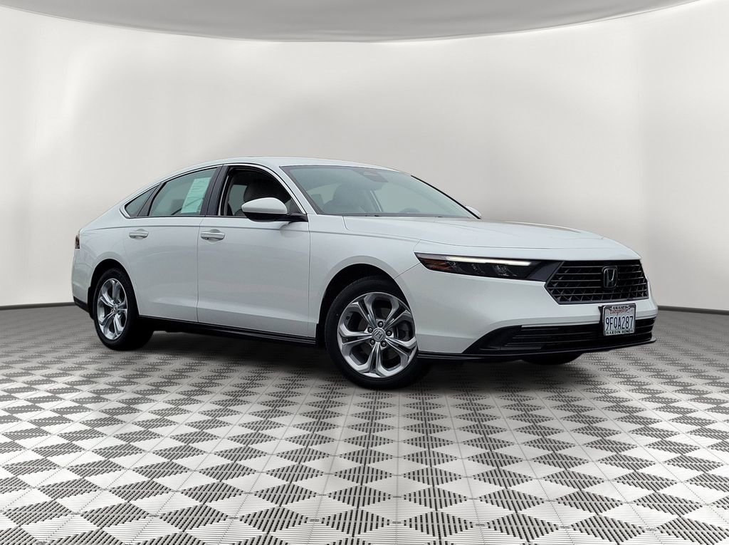 Certified 2023 Honda Accord LX image 2