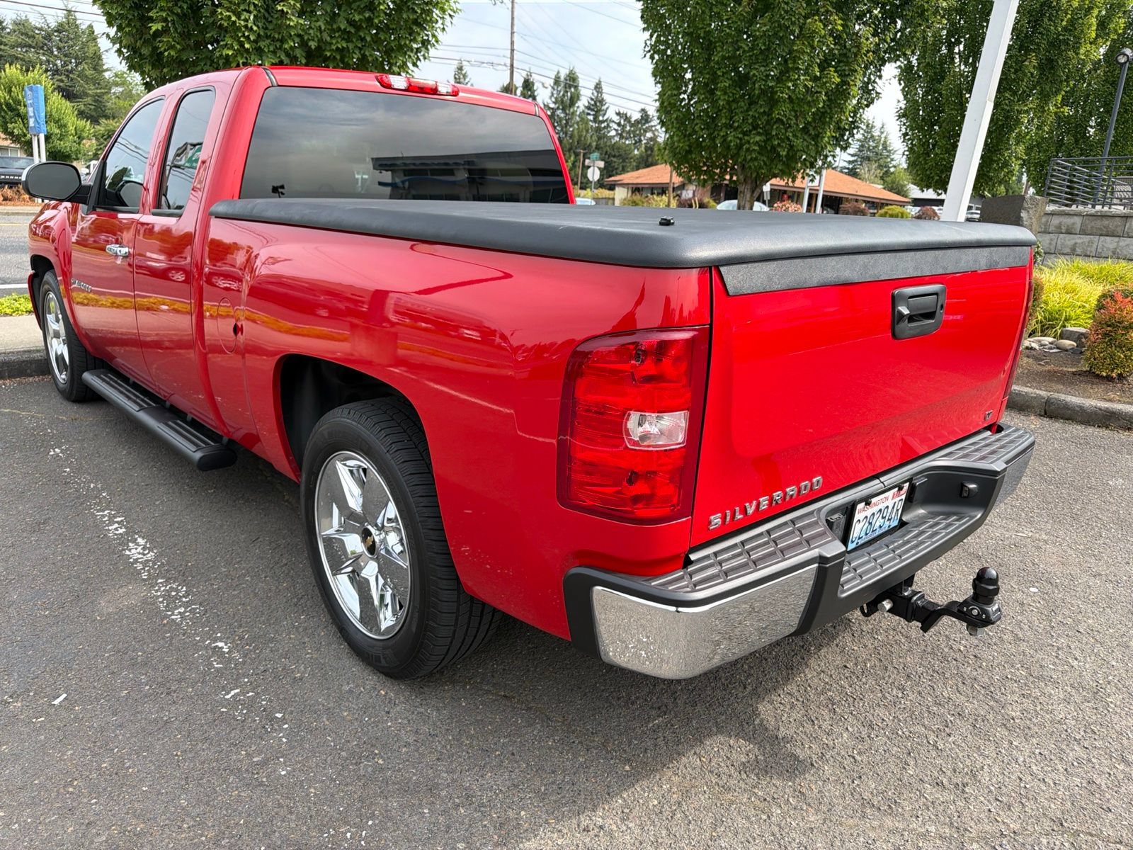 Used 2011 Chevrolet Silverado 1500 LT w/ Texas Edition RWD image 6