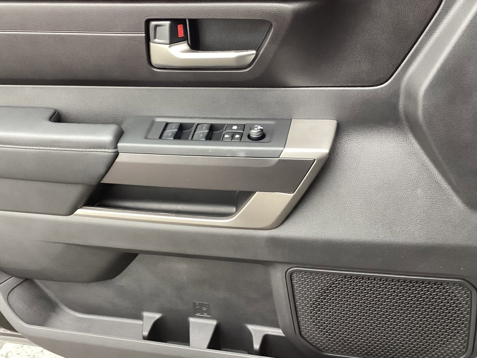 New 2025 Toyota Tundra SR5 image 28