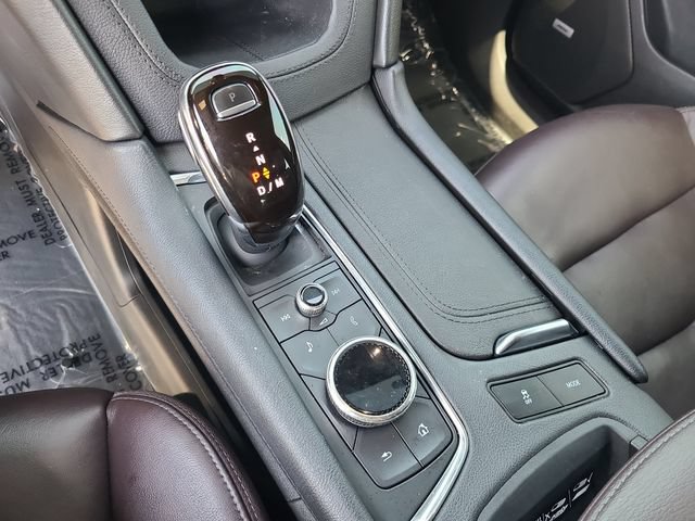 Used 2020 Cadillac XT6 Premium Luxury FWD image 35