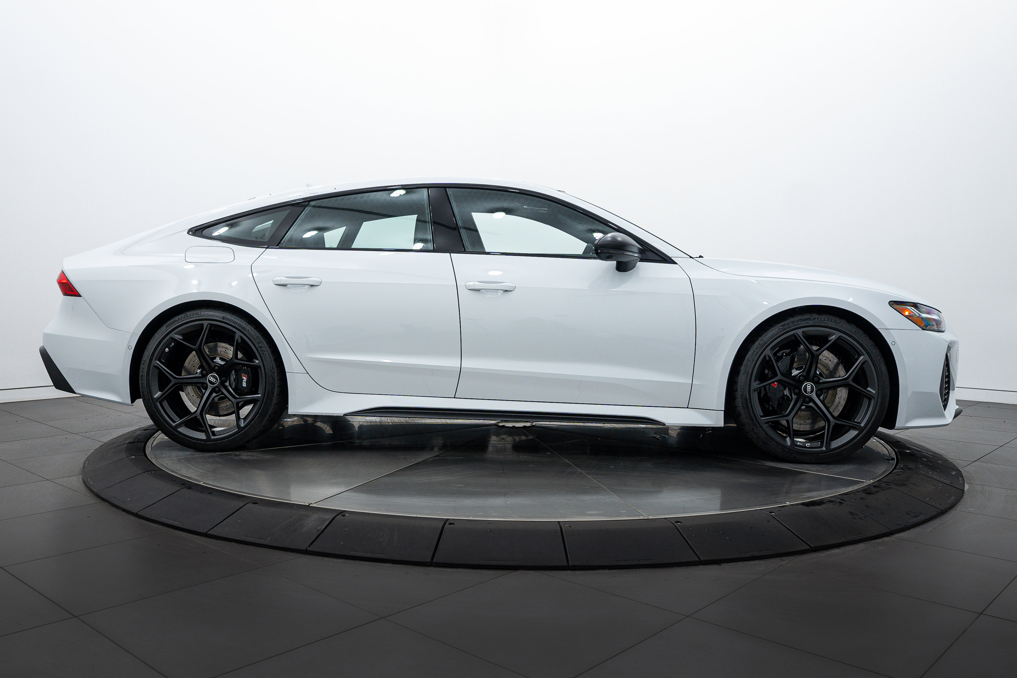 New 2025 Audi RS 7 Performance image 3