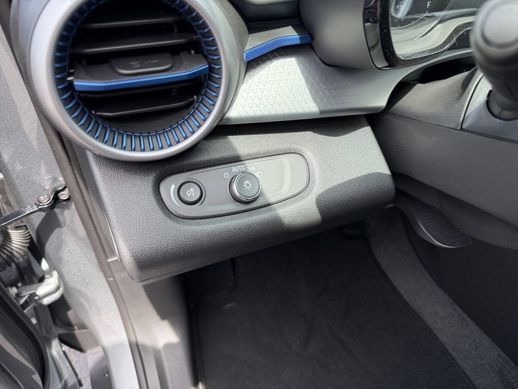 New 2026 Chevrolet Trax LS w/ Driver Confidence Package FWD image 19