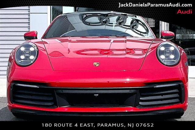Used 2024 Porsche 911 Carrera image 3
