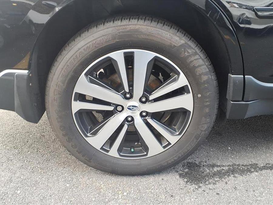 Used 2018 Subaru Outback 3.6R Limited image 8