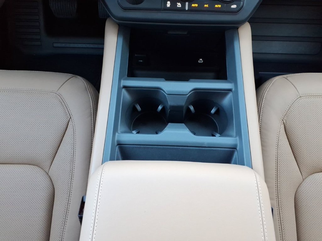 New 2026 Land Rover Defender 110 X-Dynamic SE AWD/4WD image 20