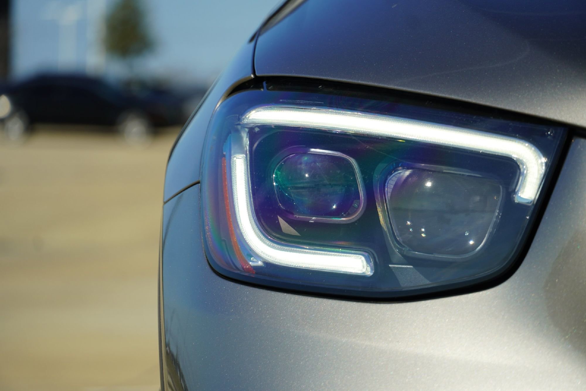 Used 2020 Mercedes-Benz GLC 300 4MATIC image 2