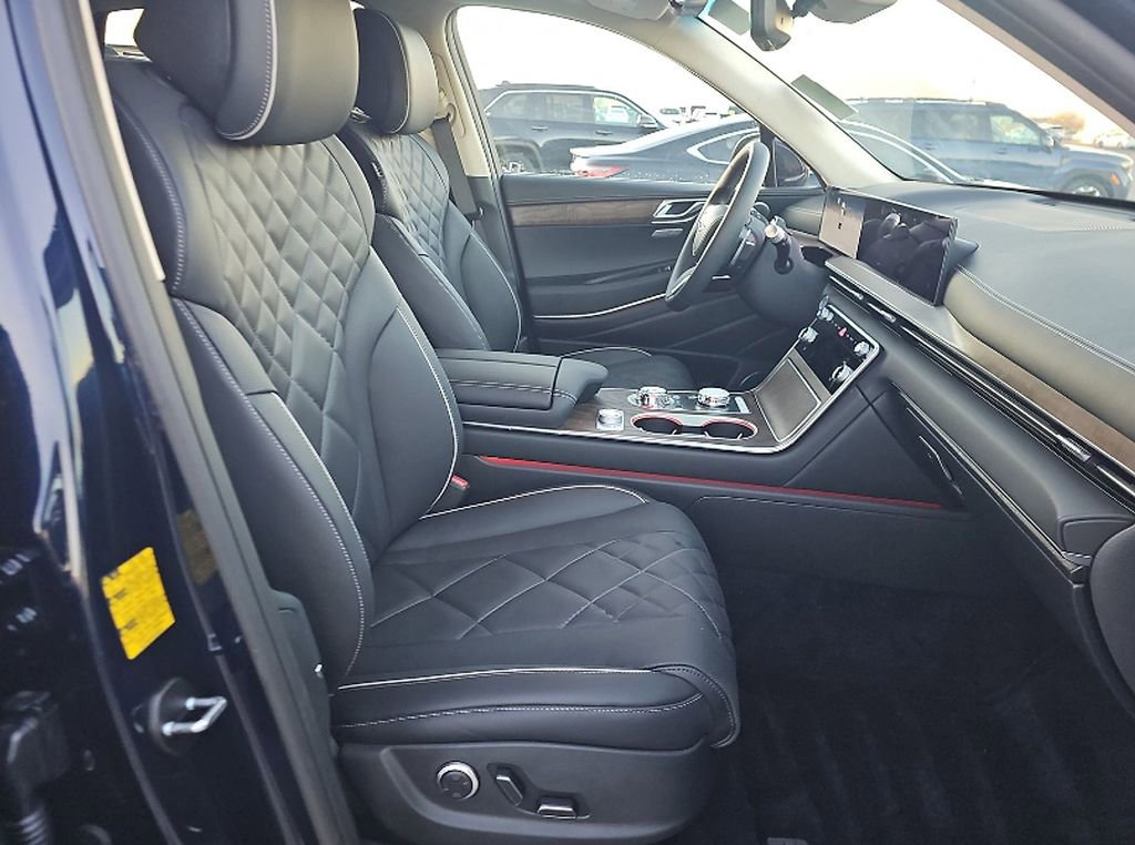 Used 2026 Genesis GV80 3.5T Prestige image 13