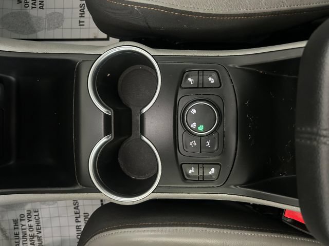 Used 2020 GMC Terrain SLT w/ Preferred Package AWD/4WD image 15