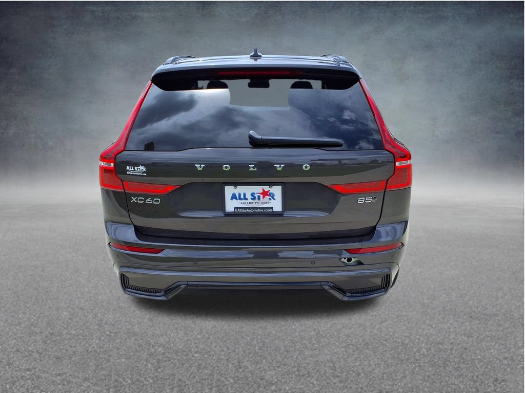 Certified 2025 Volvo XC60 B5 Plus AWD/4WD image 7