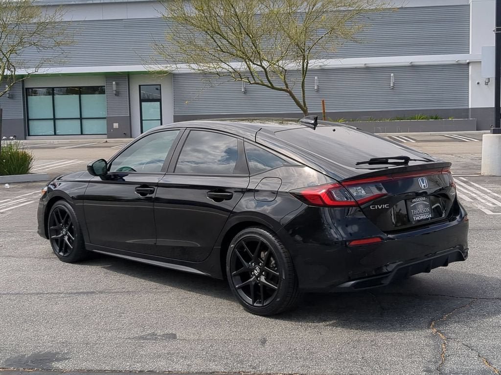 Used 2022 Honda Civic Sport image 4