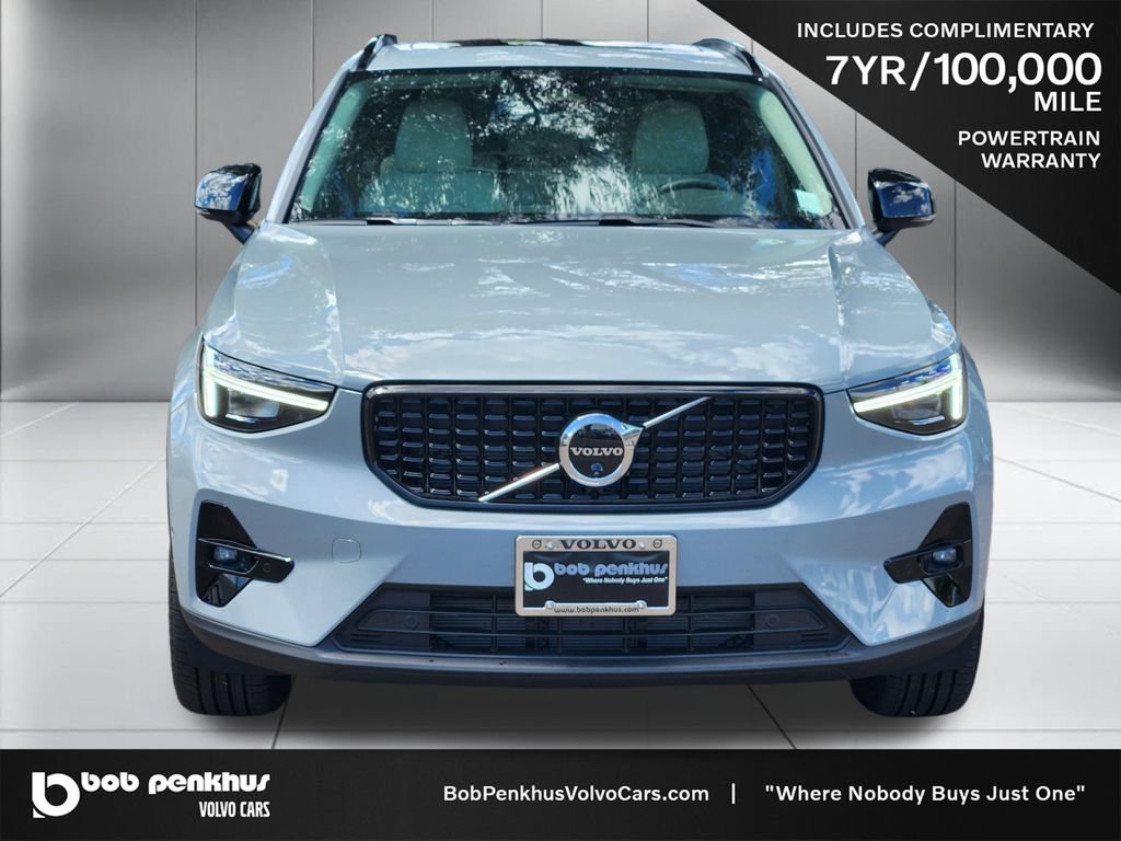 New 2026 Volvo XC40 B5 Plus w/ Protection Package Premier AWD/4WD image 22