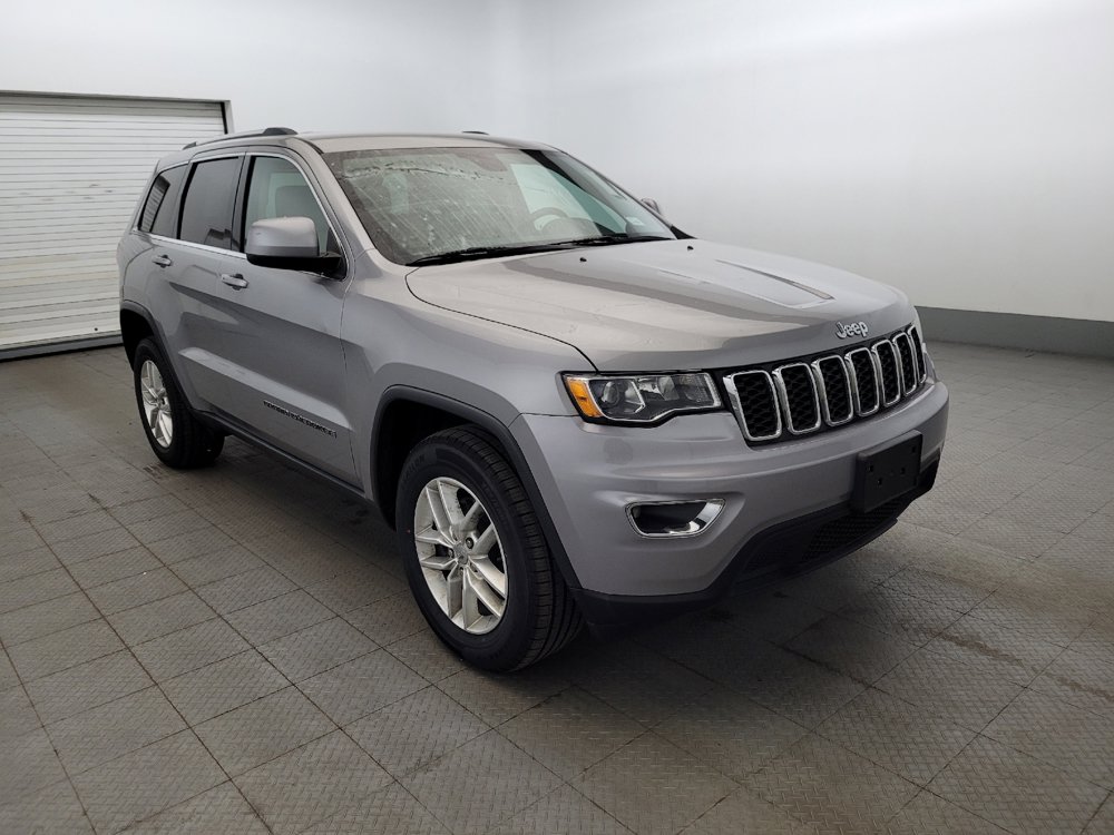 Used 2017 Jeep Grand Cherokee Laredo w/ Quick Order Package 23E AWD/4WD image 13
