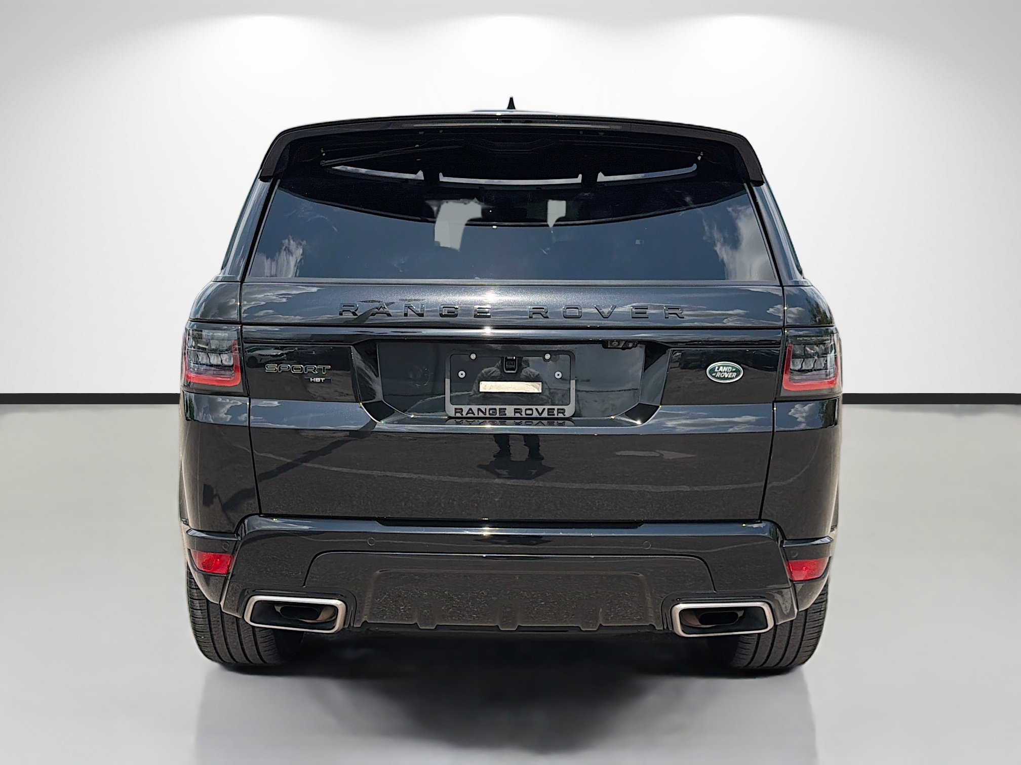 Used 2022 Land Rover Range Rover Sport HST image 4