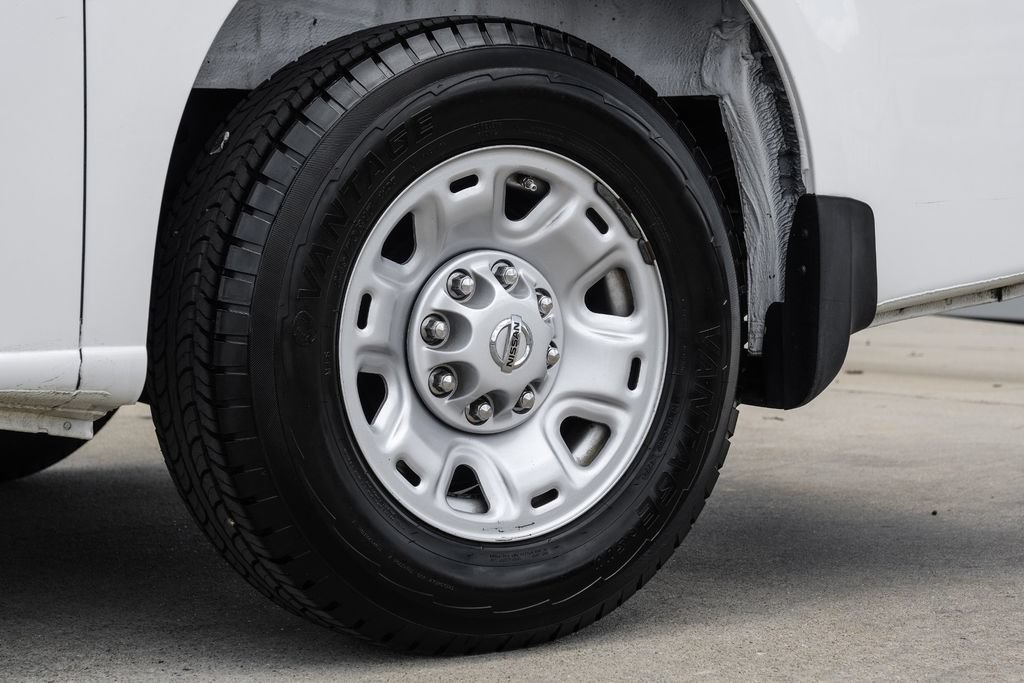 Used 2020 Nissan NV 2500 SV RWD image 48
