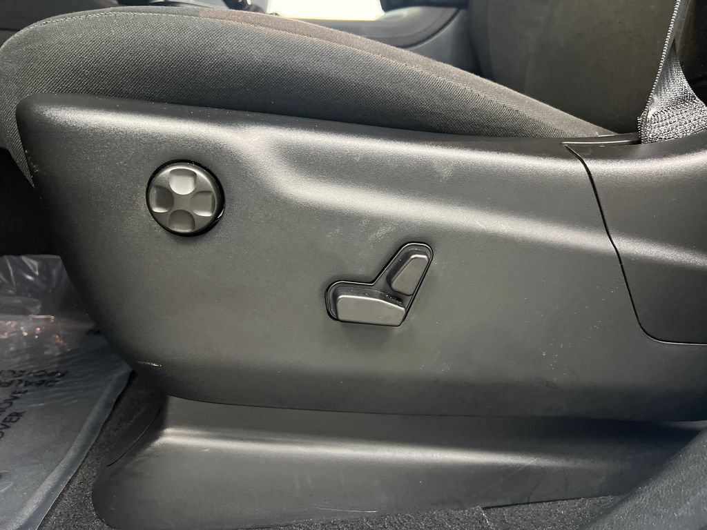 Used 2026 Dodge Durango GT RWD image 13