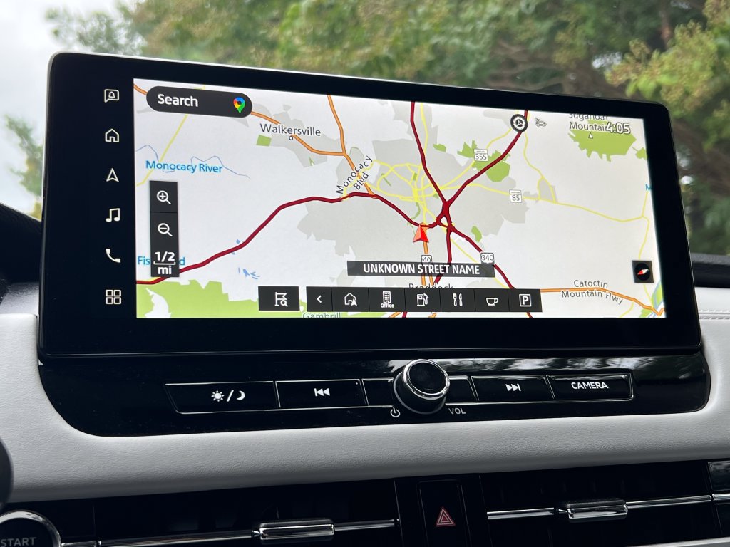 Used 2025 Mitsubishi Outlander AWD image 29