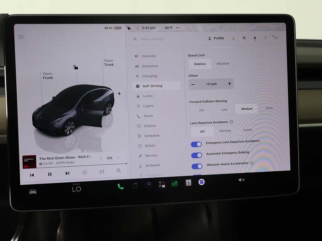 Used 2023 Tesla Model Y Long Range AWD/4WD image 45