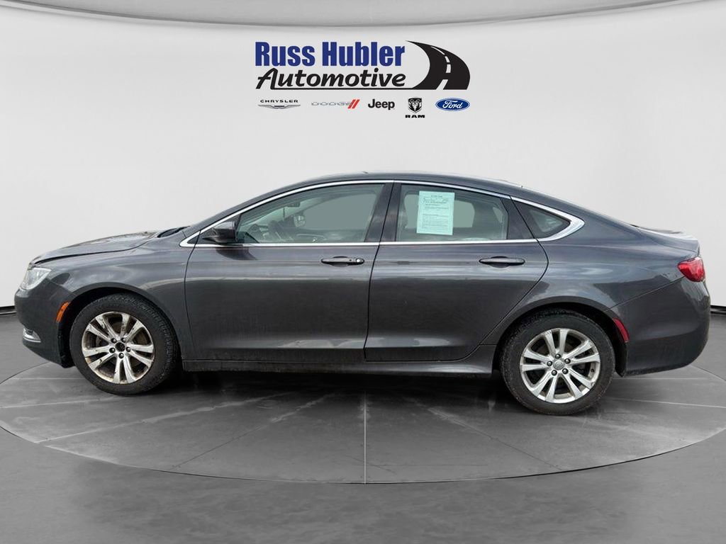 Used 2015 Chrysler 200 Limited w/ Convenience Group FWD image 4