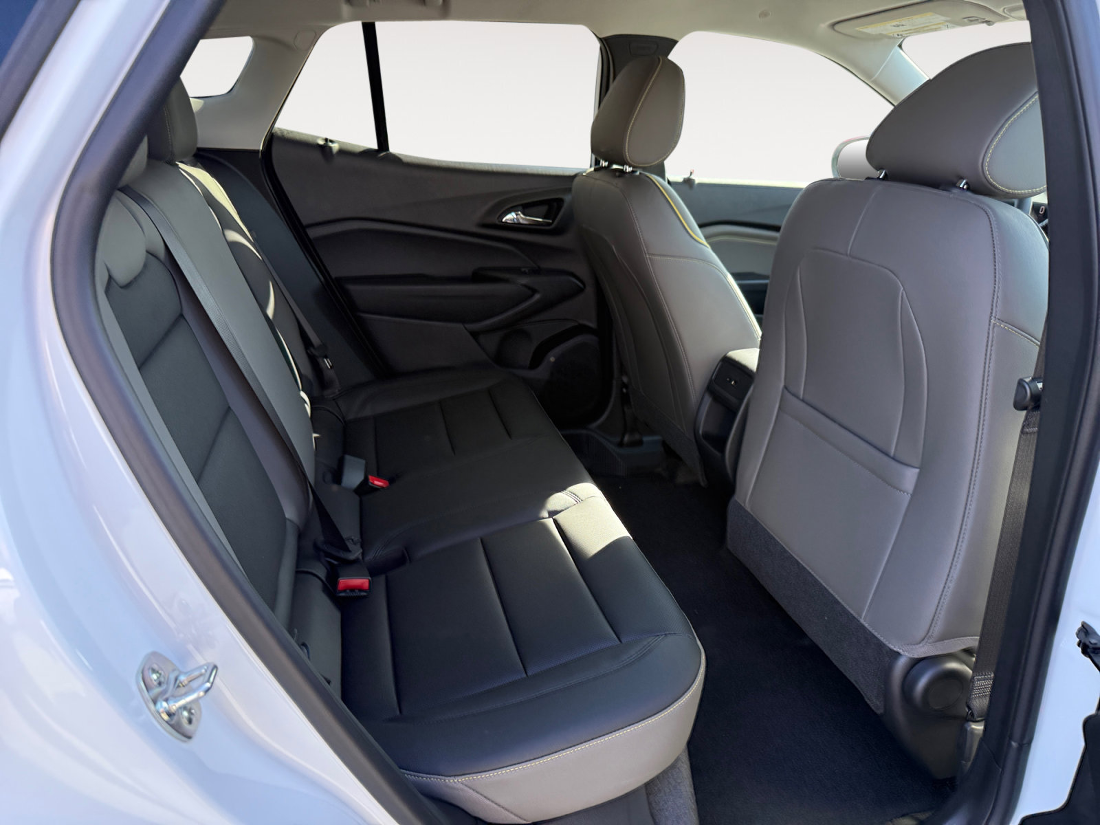 New 2026 Chevrolet Trax ACTIV w/ Driver Confidence Package FWD image 18
