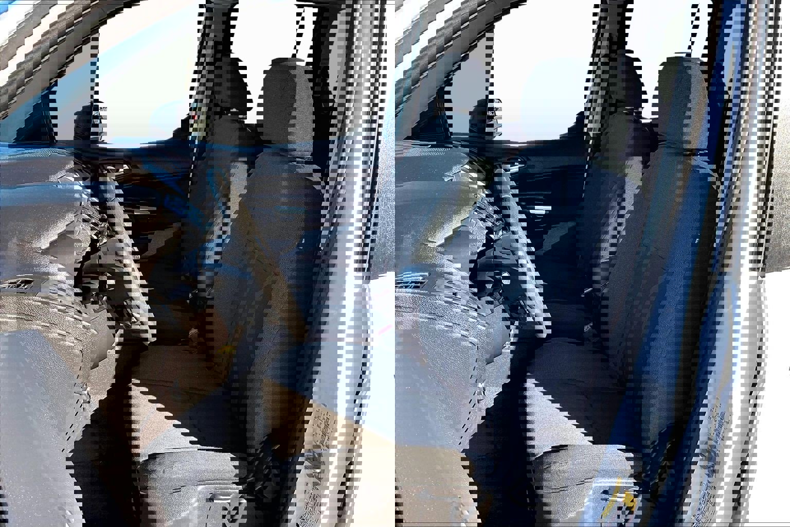 Used 2015 Ford Transit Connect XLT image 23