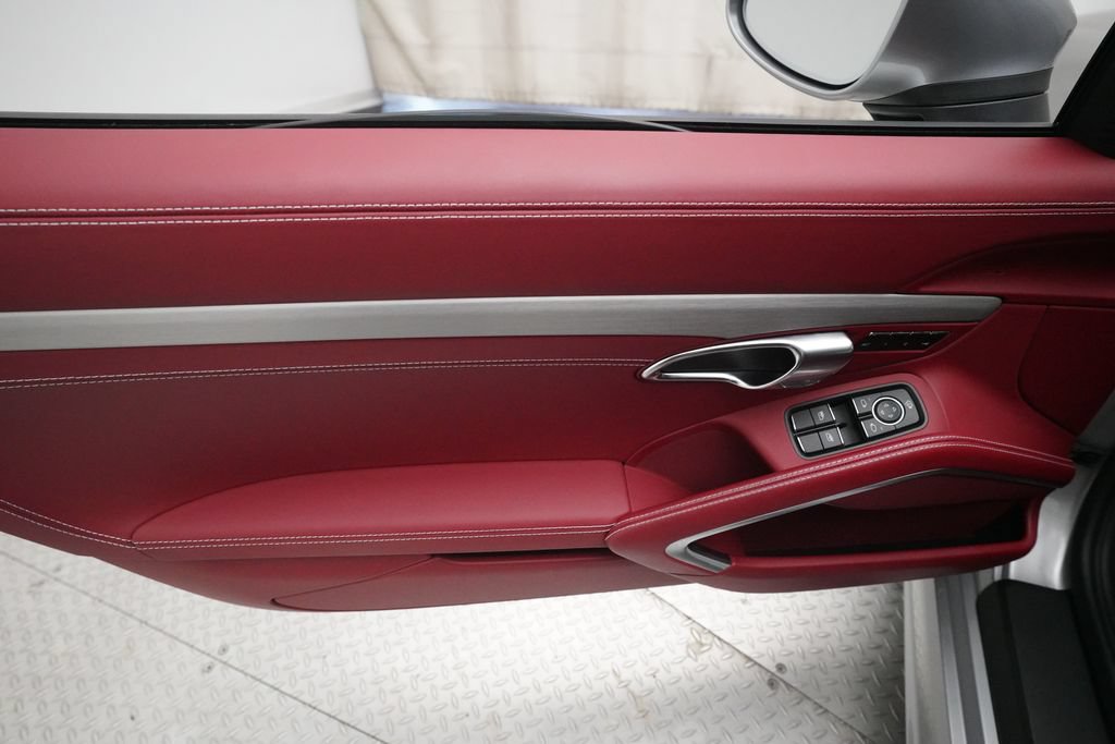 Certified 2022 Porsche 718 Boxster RWD image 11