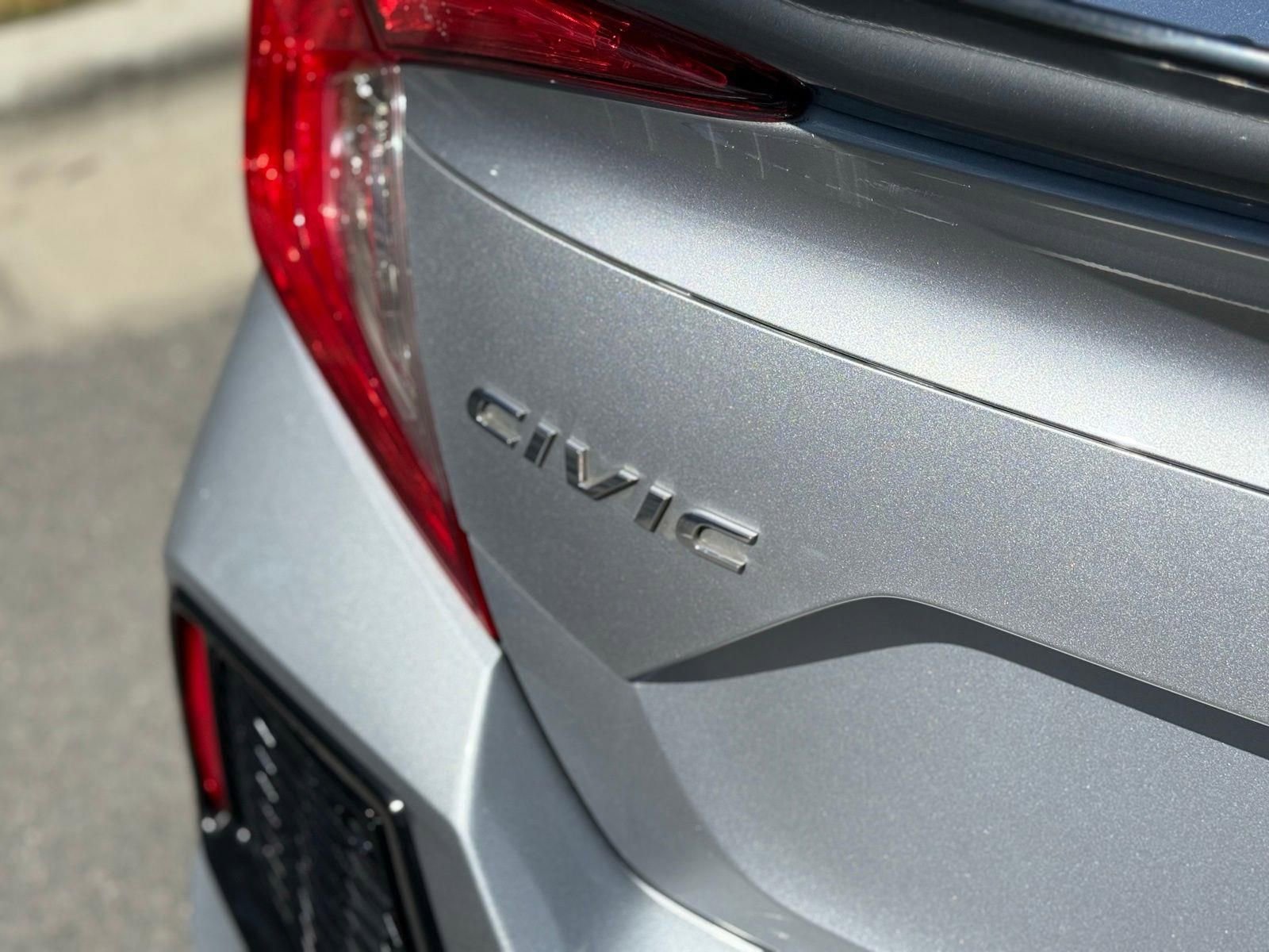 Used 2018 Honda Civic Si image 10