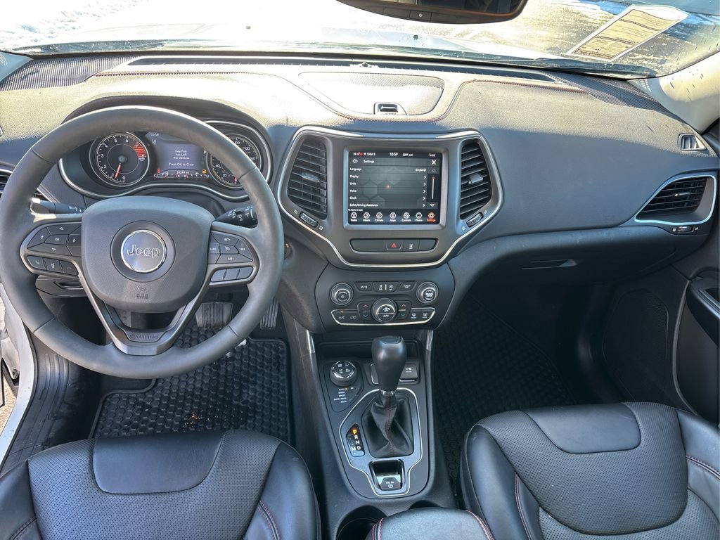 Used 2022 Jeep Cherokee Trailhawk w/ Premium Leather Package image 21