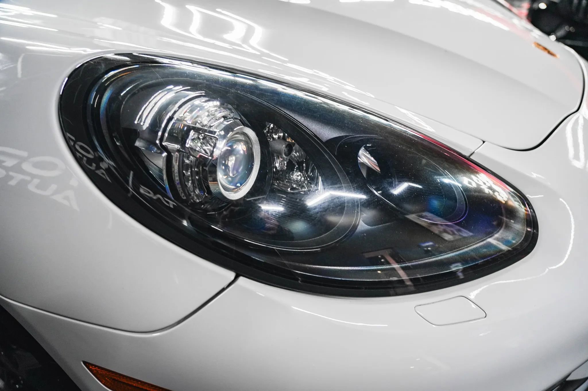 Used 2015 Porsche Panamera GTS w/ Premium Package Plus image 88