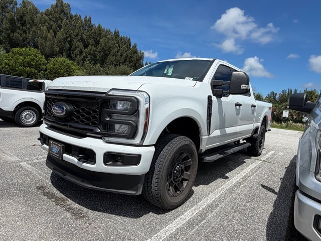 Used 2024 Ford F250 XL w/ STX Appearance Package AWD/4WD image 4