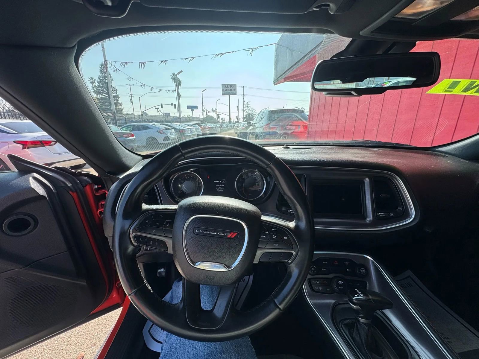 Used 2018 Dodge Challenger SXT image 9