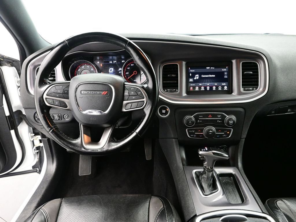 Used 2020 Dodge Charger SXT w/ Leather Interior Group image 16