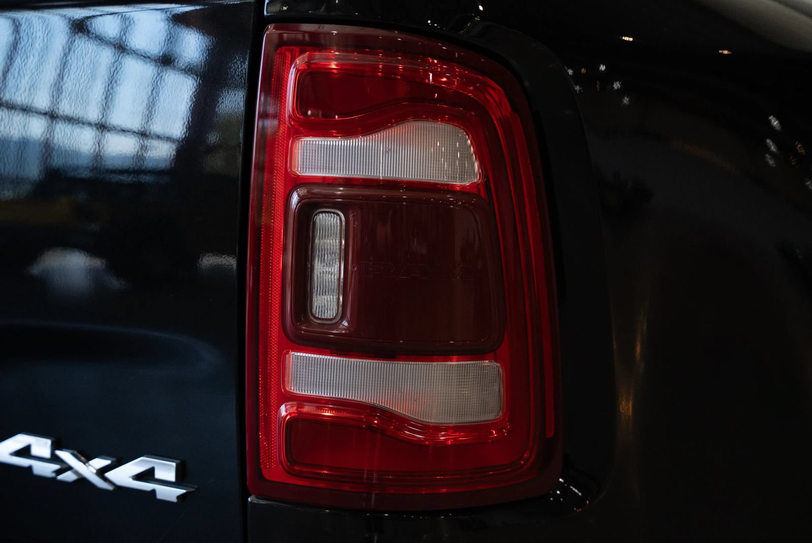 Used 2023 RAM 3500 Laramie AWD/4WD image 21