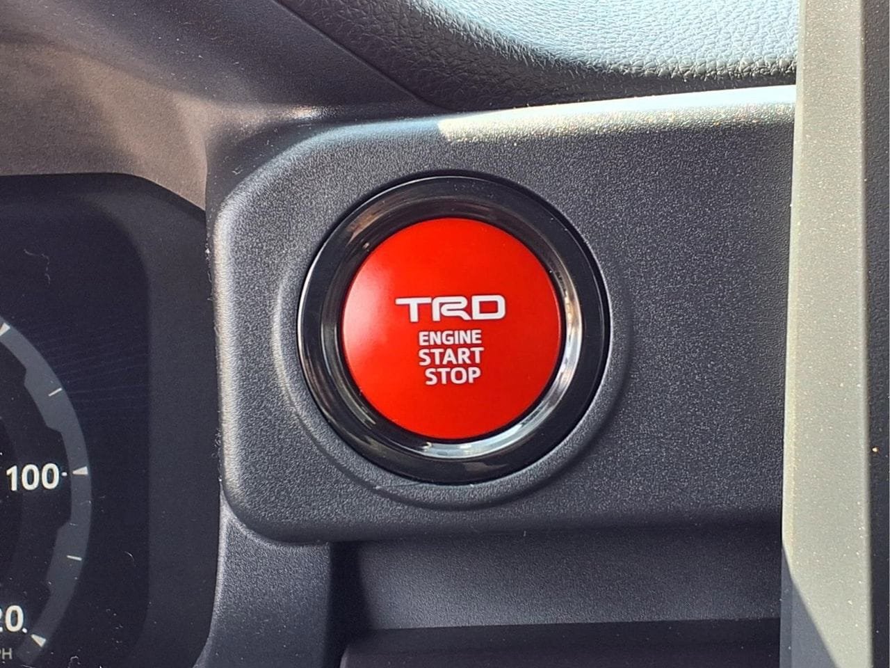 Certified 2024 Toyota Tacoma TRD Off-Road w/ TRD Off Road Upgrade Package AWD/4WD image 23