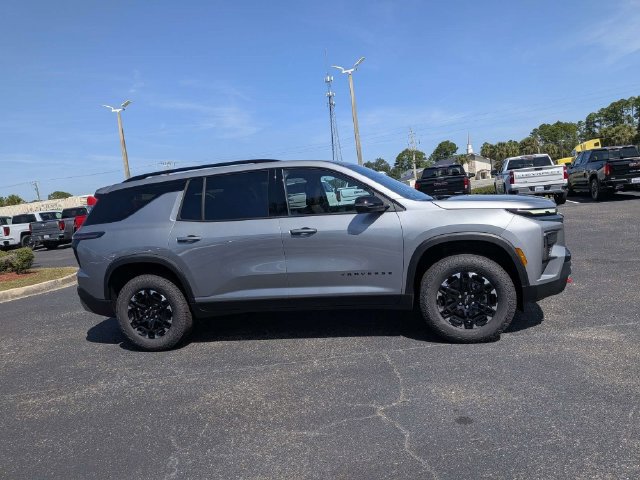 New 2027 Chevrolet Traverse Z71 w/ Driver Confidence Package AWD/4WD image 2