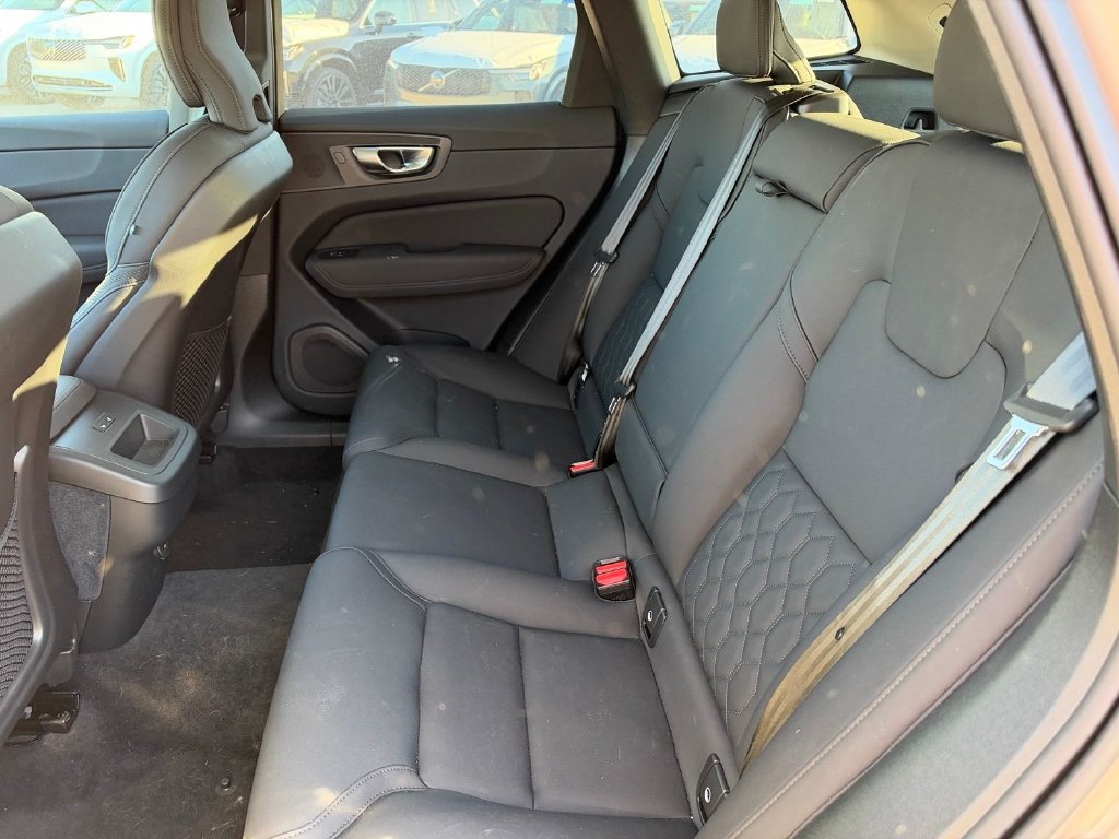Certified 2026 Volvo XC60 B5 Plus w/ Climate Package AWD/4WD image 10