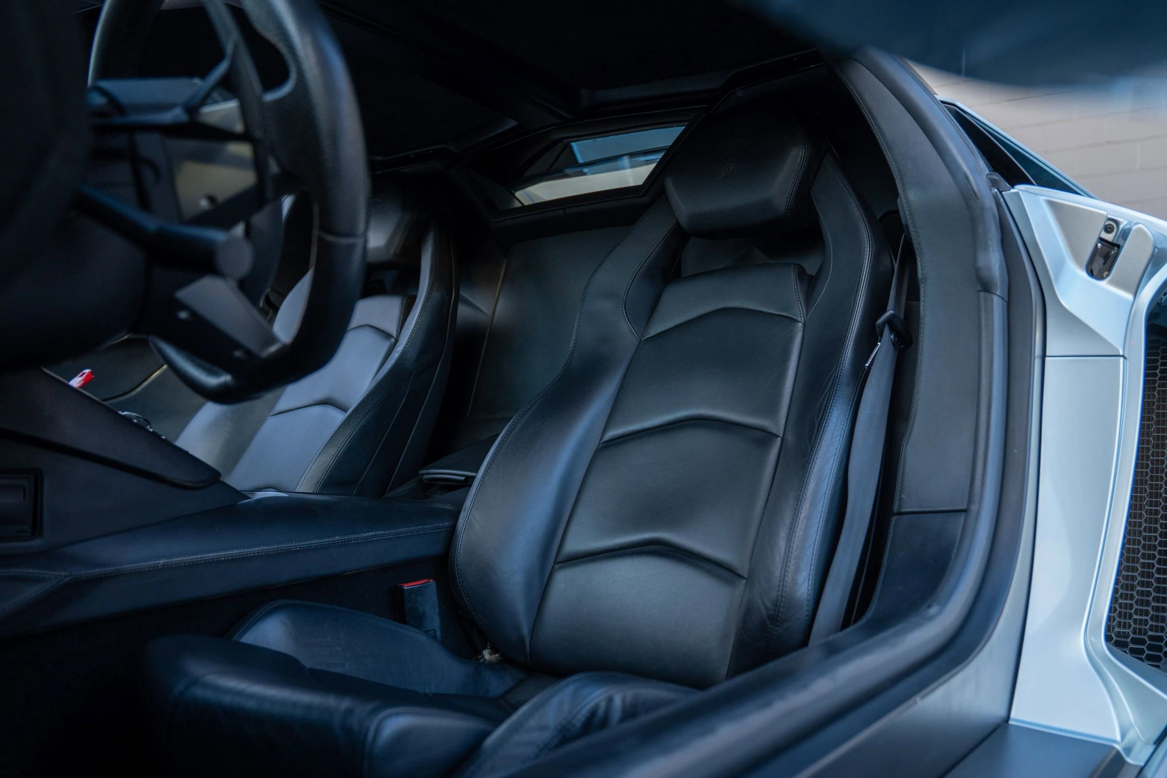 Used 2013 Lamborghini Aventador LP 700-4 image 30