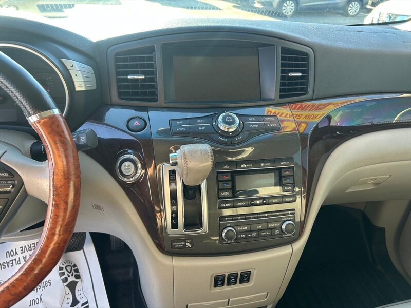 Used 2012 Nissan Quest LE FWD image 16