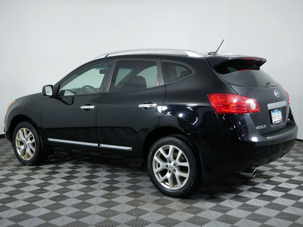 Used 2011 Nissan Rogue SV w/ SL Pkg image 6