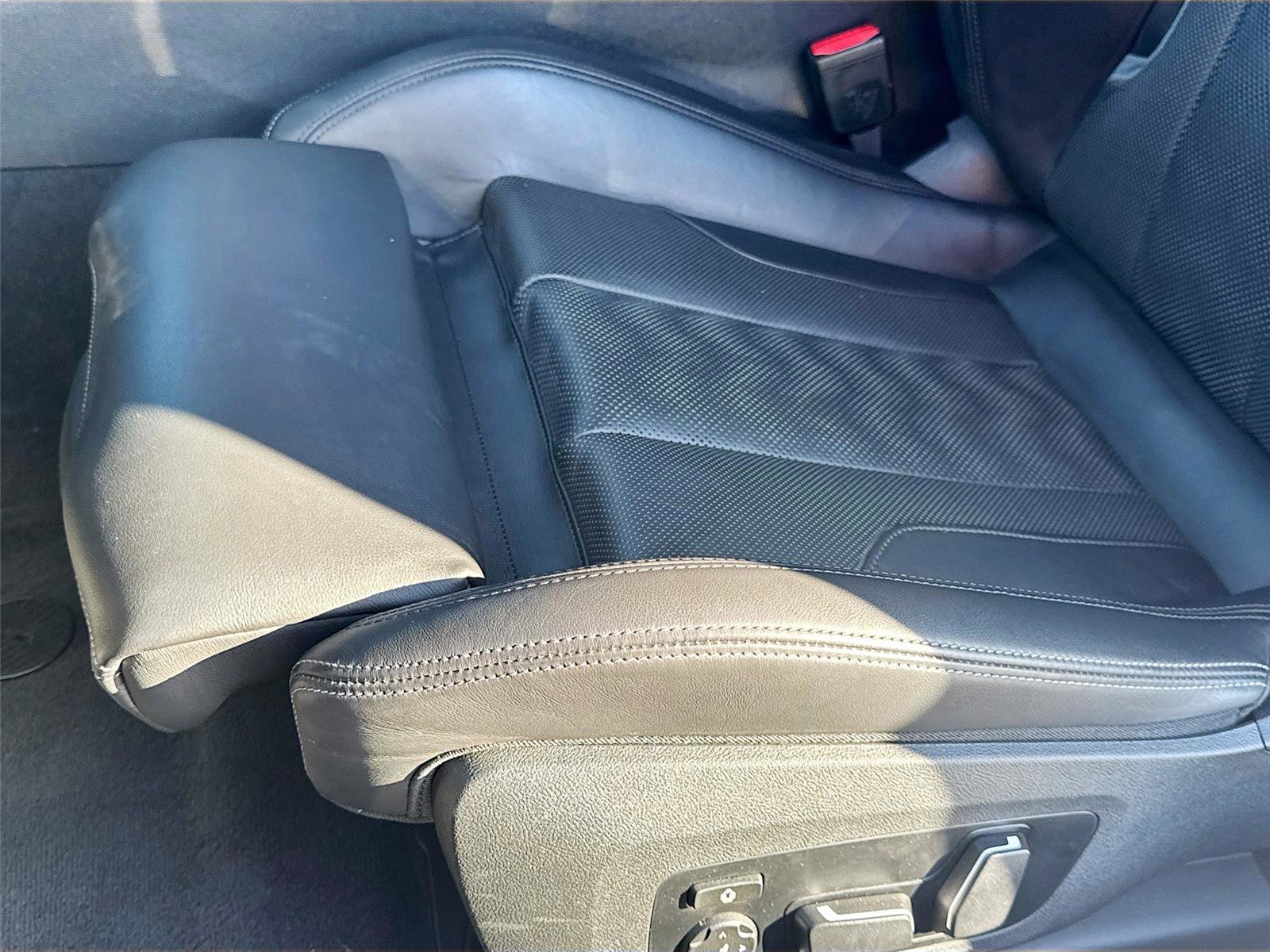 Used 2025 BMW M4 xDrive Competition w/ Executive Package image 18