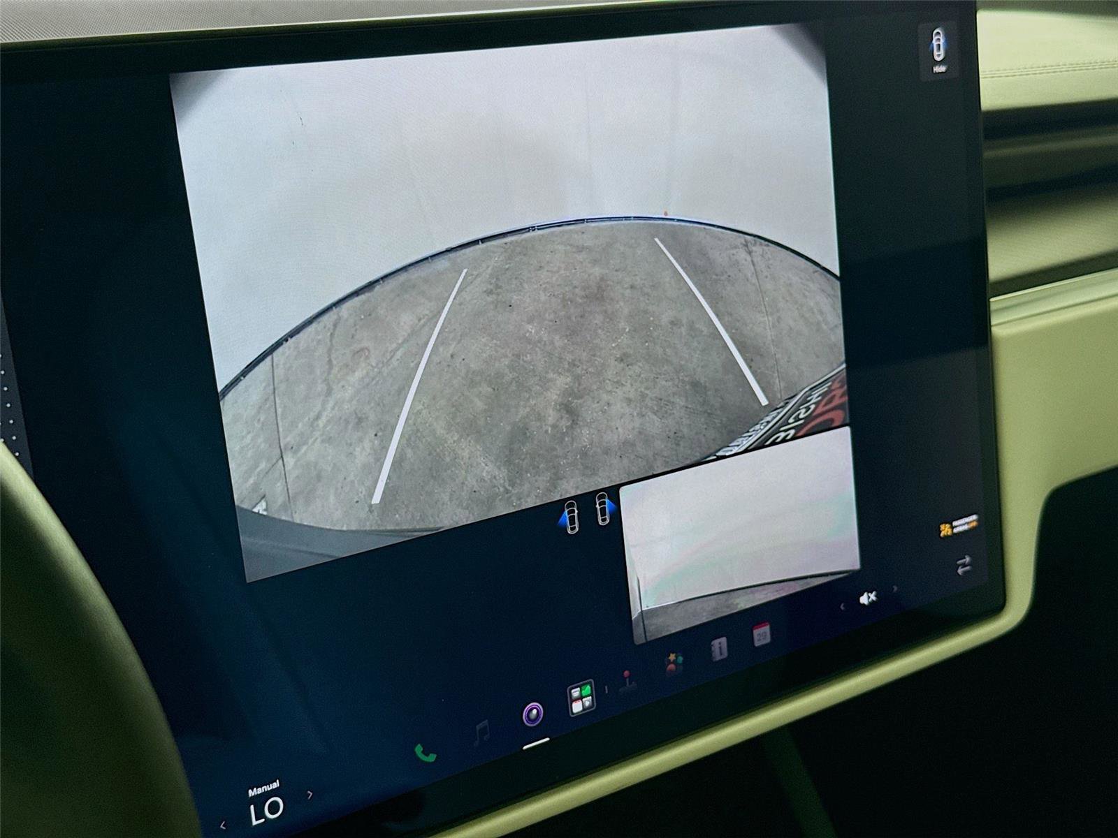 Used 2022 Tesla Model X Plaid AWD/4WD image 4