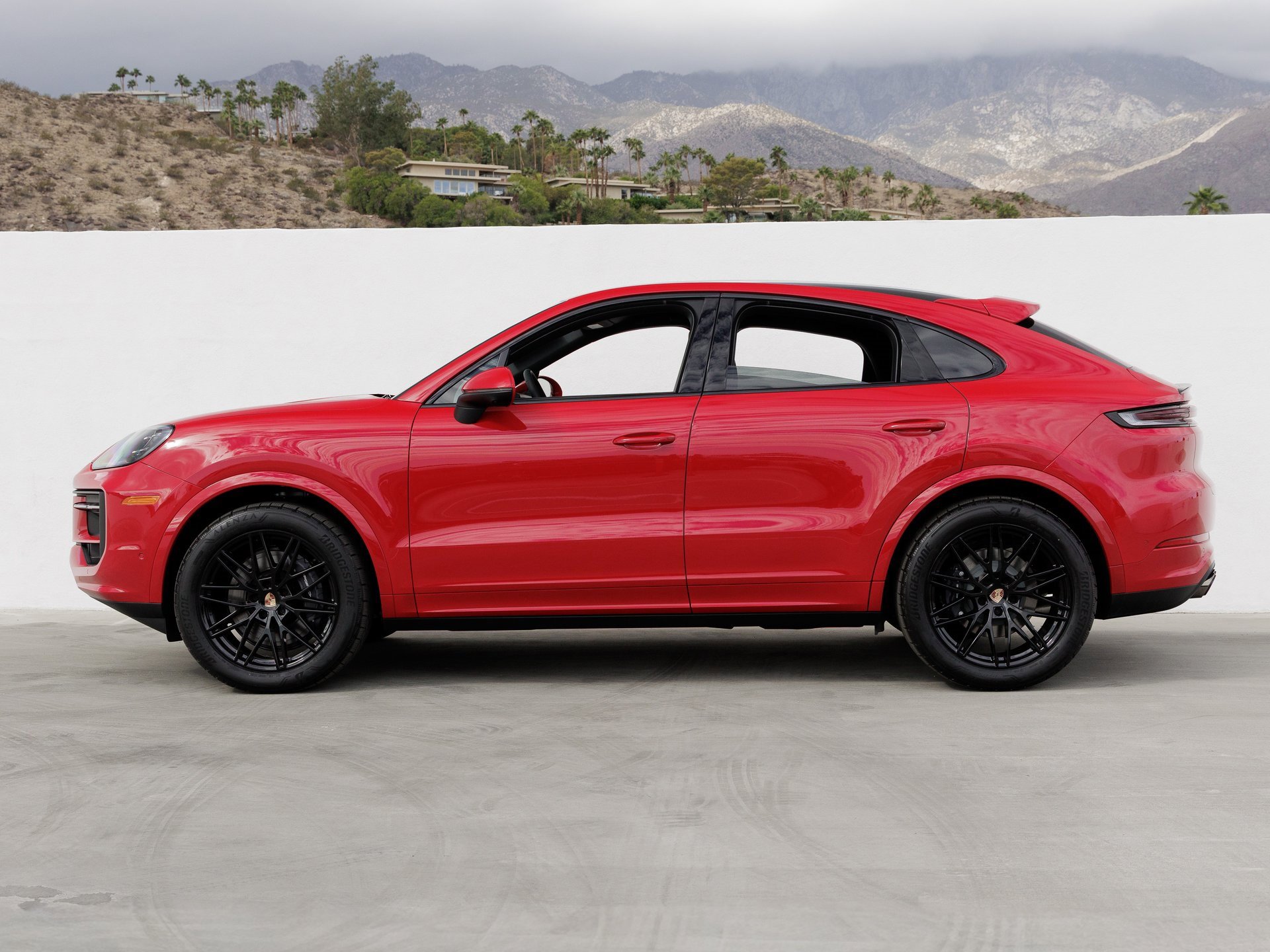 New 2026 Porsche Cayenne Coupe image 2