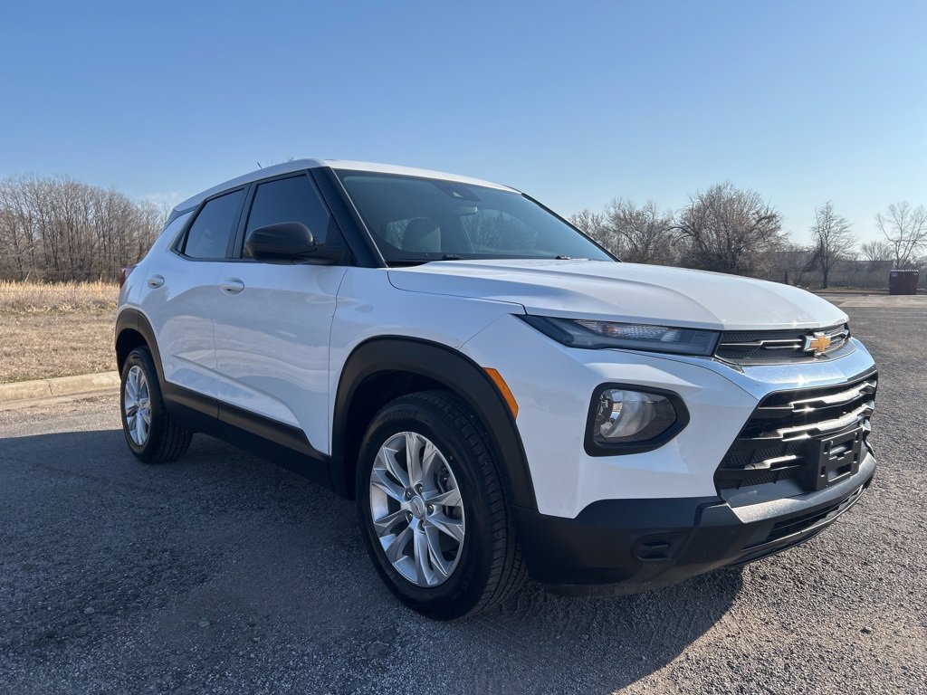 Used 2022 Chevrolet TrailBlazer LS image 3