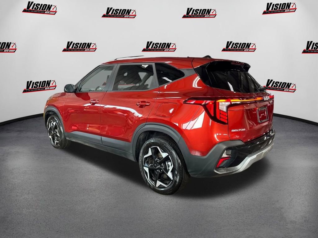 New 2025 Kia Seltos S image 7