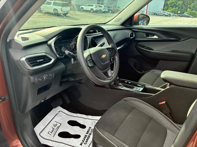 Used 2021 Chevrolet TrailBlazer LT w/ Convenience Package AWD/4WD image 11