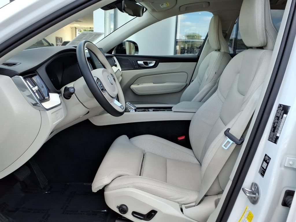 Certified 2026 Volvo XC60 B5 Ultra AWD/4WD image 7