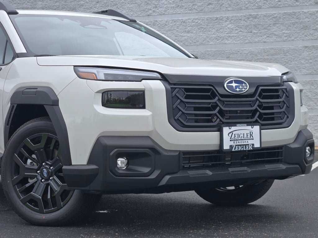 New 2026 Subaru Outback Limited XT AWD/4WD image 2