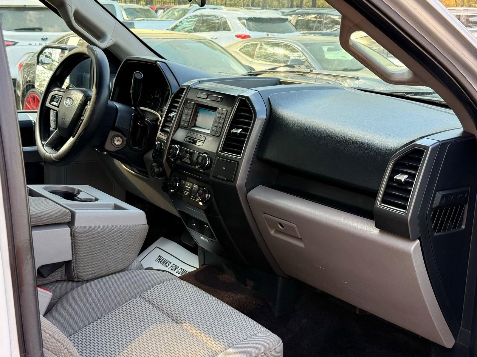 Used 2017 Ford F150 XLT w/ Heavy-Duty Payload Package AWD/4WD image 22