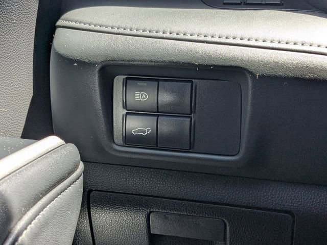 Used 2020 Toyota Highlander XLE AWD/4WD image 22