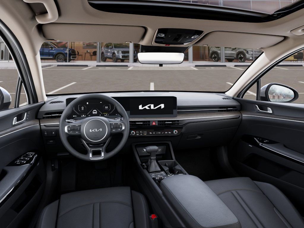 New 2025 Kia K5 EX image 14